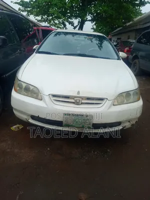 Honda Accord 2000 White
