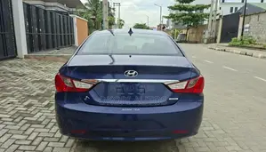 Hyundai Sonata 2012 Blue