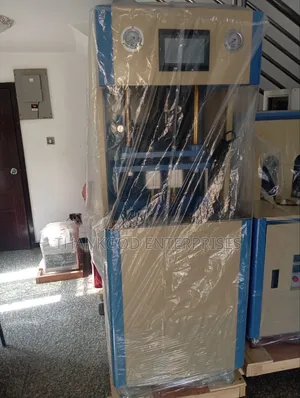 Pet Blower Machine