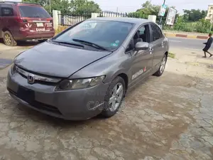 Honda Civic 2006 Gray