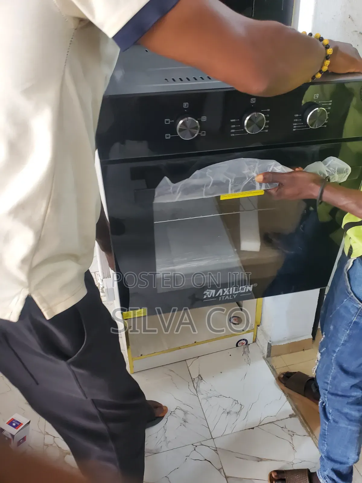 AXILON Italy 60cm Built-in Electric Oven – 2000W