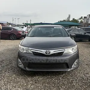 Toyota Camry LE 4dr Sedan (2.5L 4cyl 6A) 2012 Gray