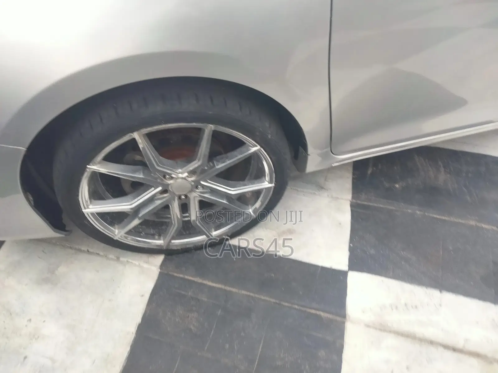 Toyota Camry 2012 Silver