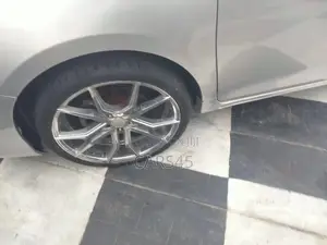 Toyota Camry 2012 Silver