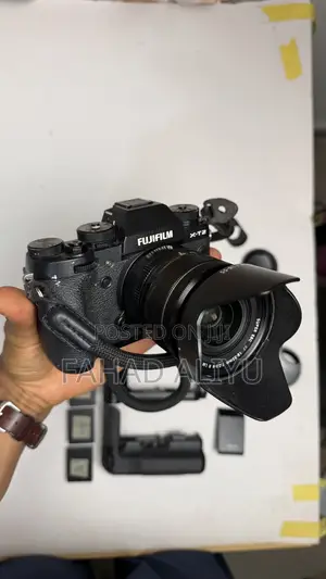 Fujifilm XT-2 Camera Bundle