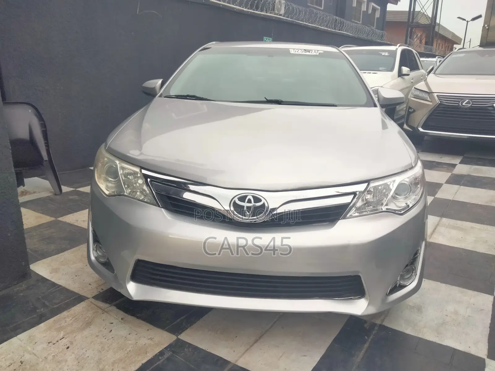 Toyota Camry 2012 Silver
