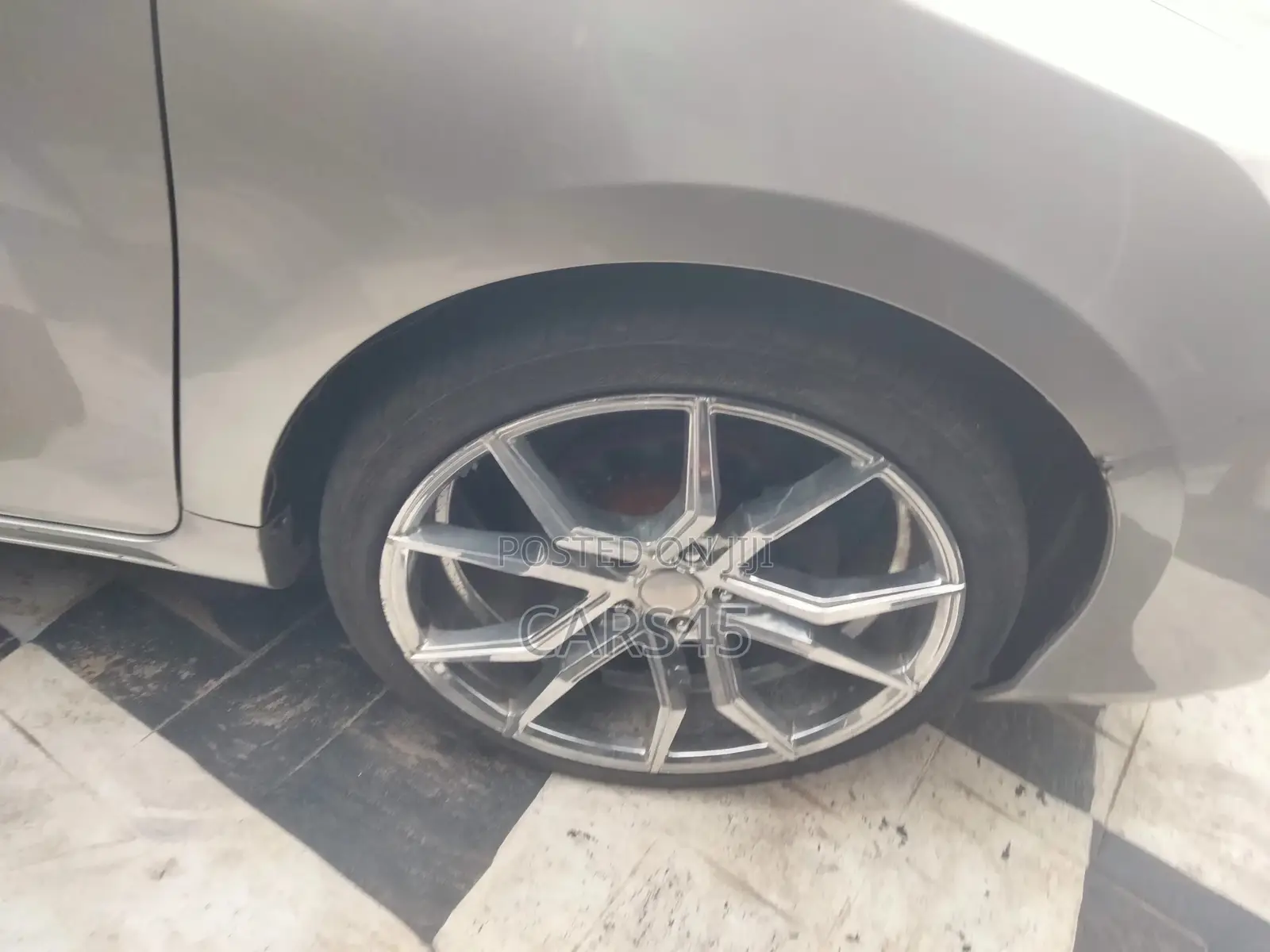 Toyota Camry 2012 Silver