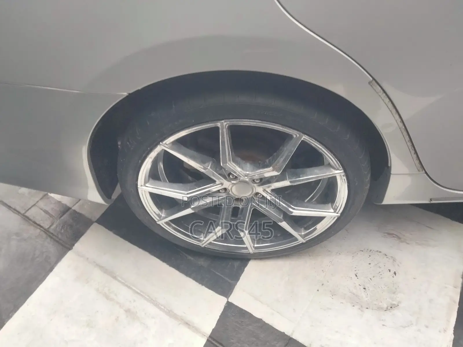 Toyota Camry 2012 Silver