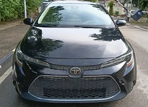 Toyota Corolla XLE 2021 Matt Black