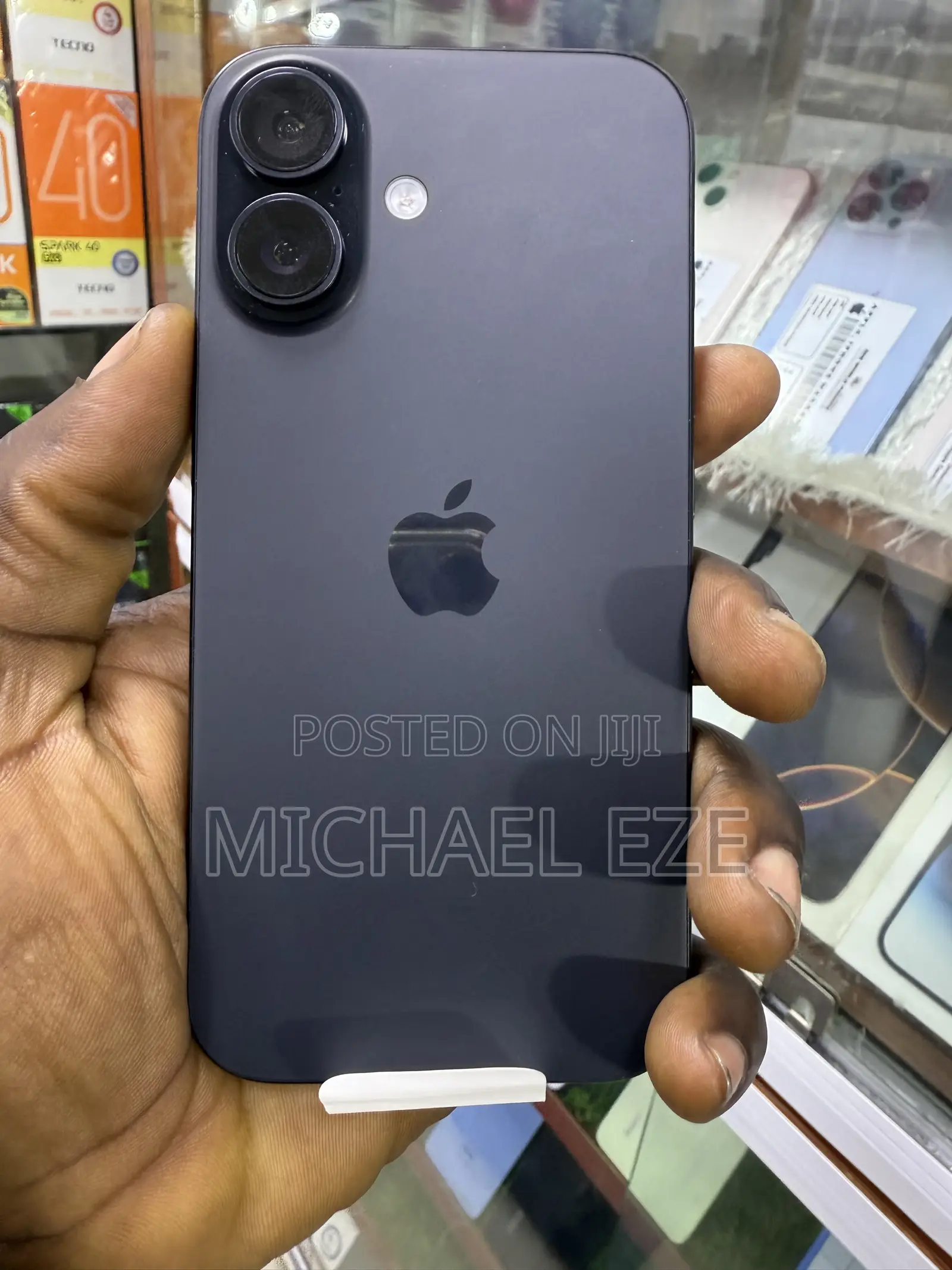 New Apple iPhone 16 128 GB Black