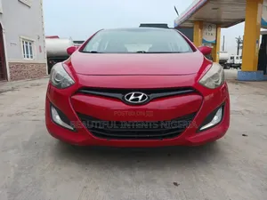 Hyundai Elantra GT 2013 Red