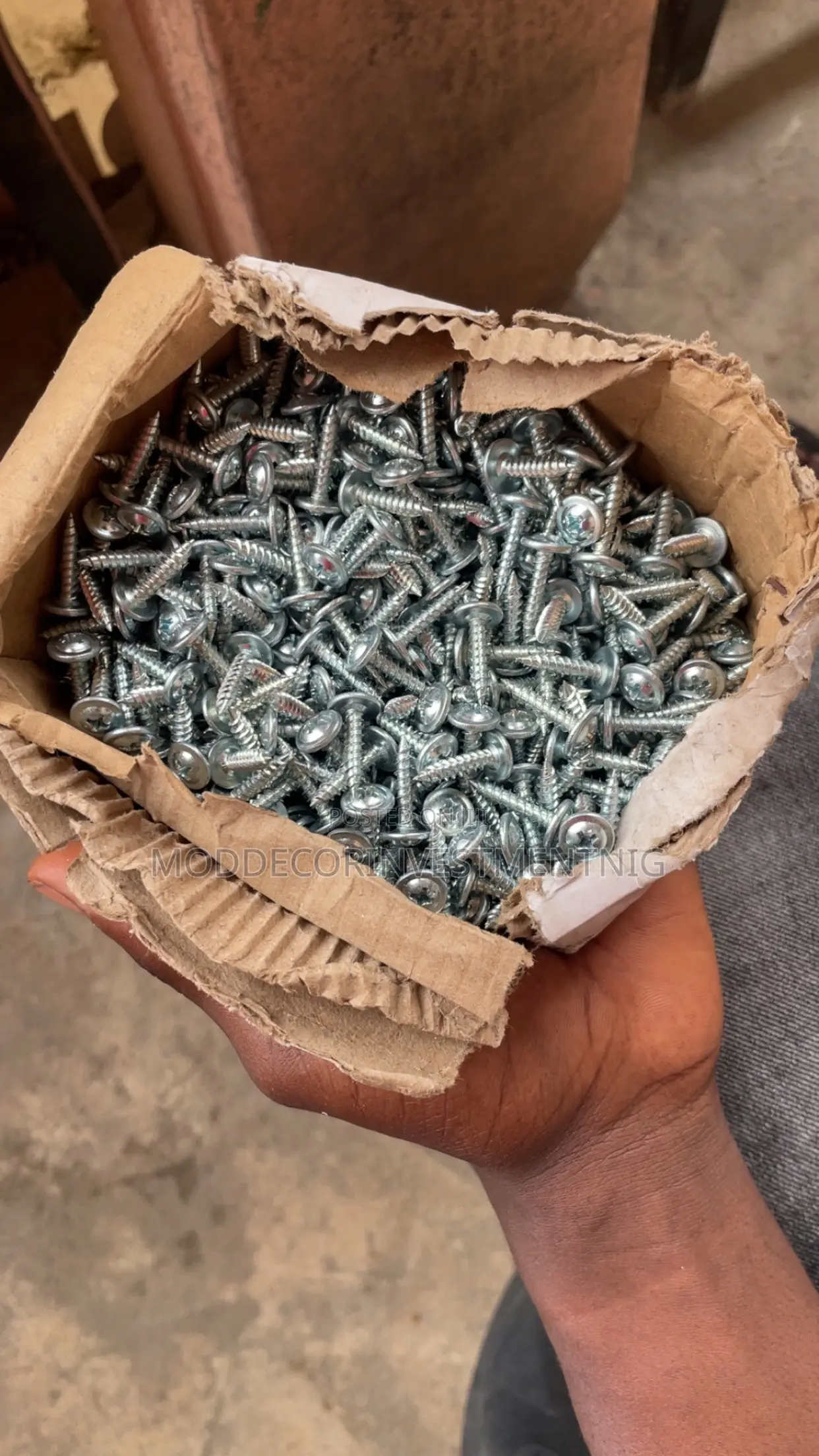 Tapping Screws Available for Profiles and Building Materials