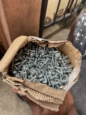 Tapping Screws Available for Profiles and Building Materials