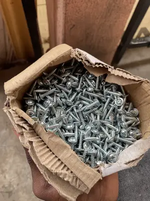 Tapping Screws Available for Profiles and Building Materials