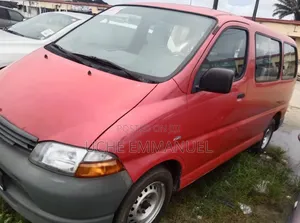 Toyota Grand HiAce 2002 Red
