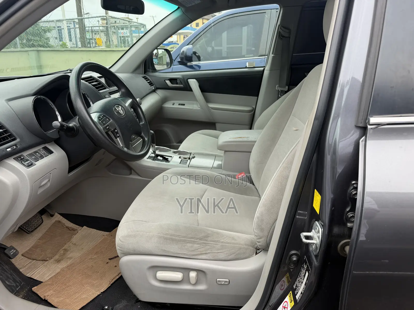 Toyota Highlander 2011 Gray