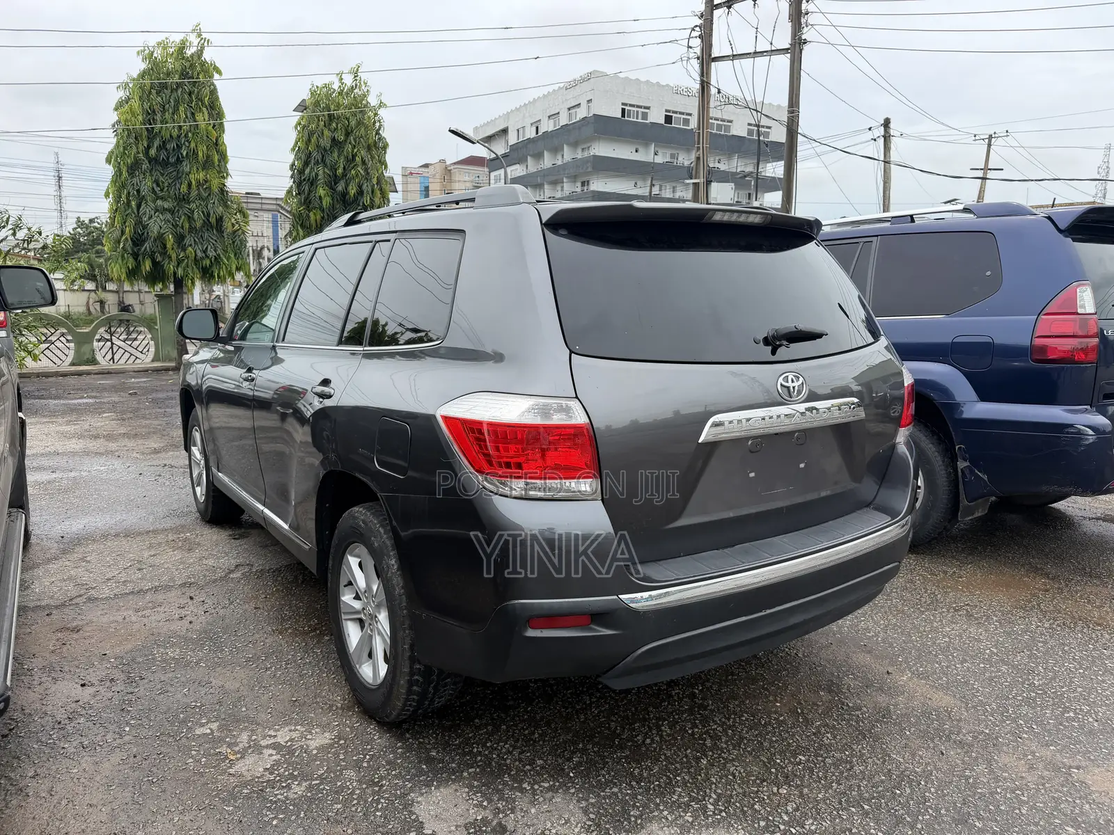 Toyota Highlander 2011 Gray