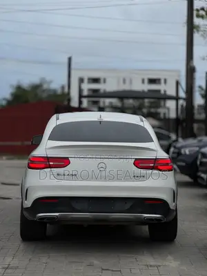 Mercedes-Benz GLE-Class 2016 White