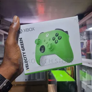 Xbox Wireless Controller – Velocity Green