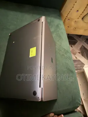 Laptop Apple MacBook Pro 2019 32GB Intel Core i9 SSD 512GB