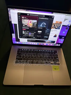 Laptop Apple MacBook Pro 2019 32GB Intel Core i9 SSD 512GB