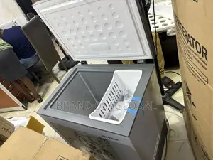 Skyrun BD-180 Chest Freezer 180 Litres