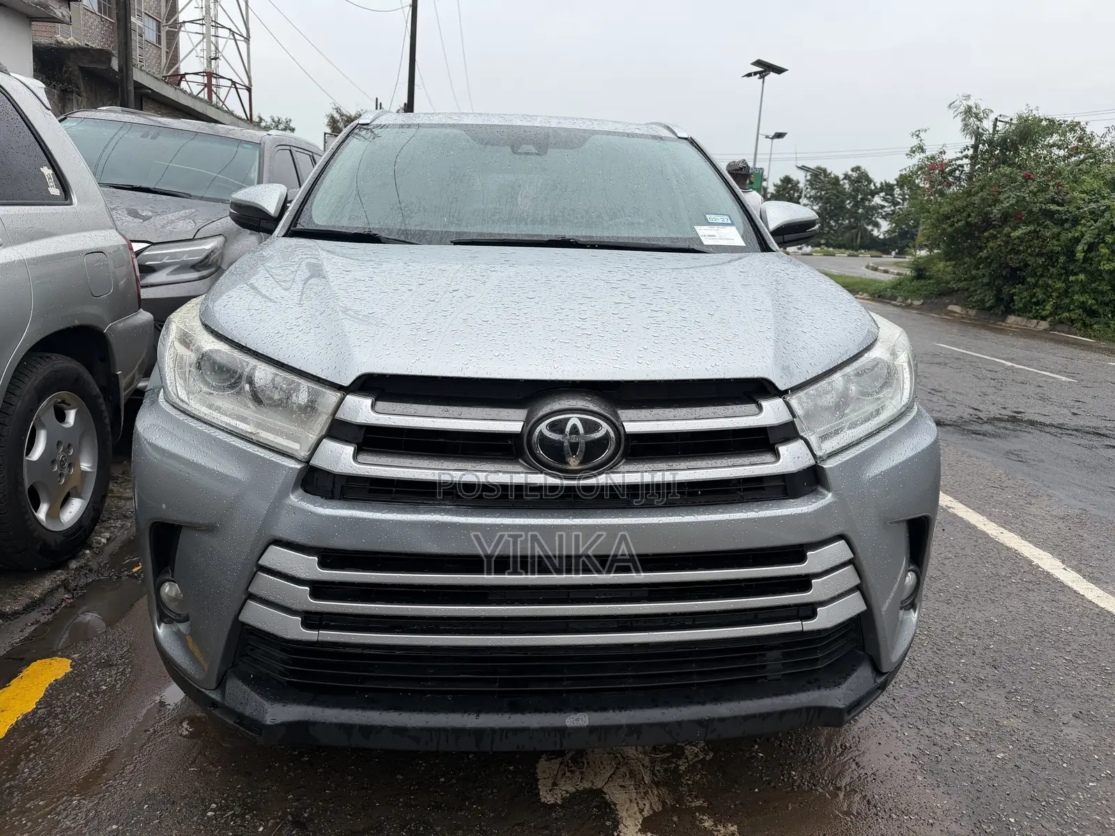 Toyota Highlander XLE 2019 Blue