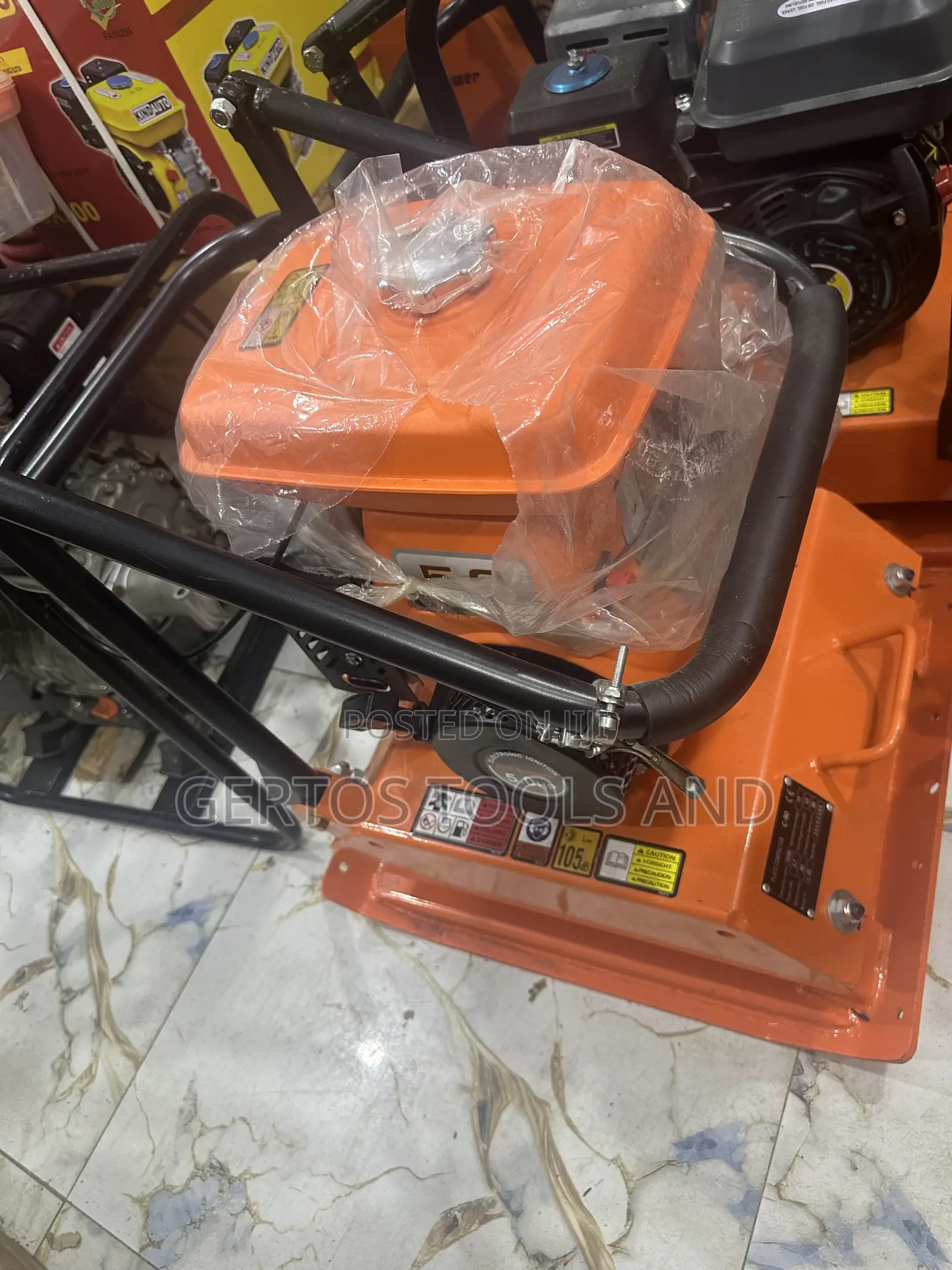 Plates Compactor Machine