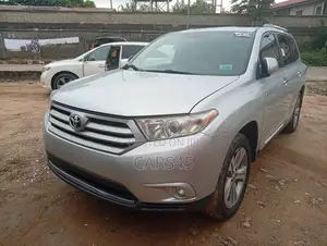 Toyota Highlander 2013 Silver