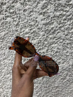 Tortoiseshell Oval Sunglasses