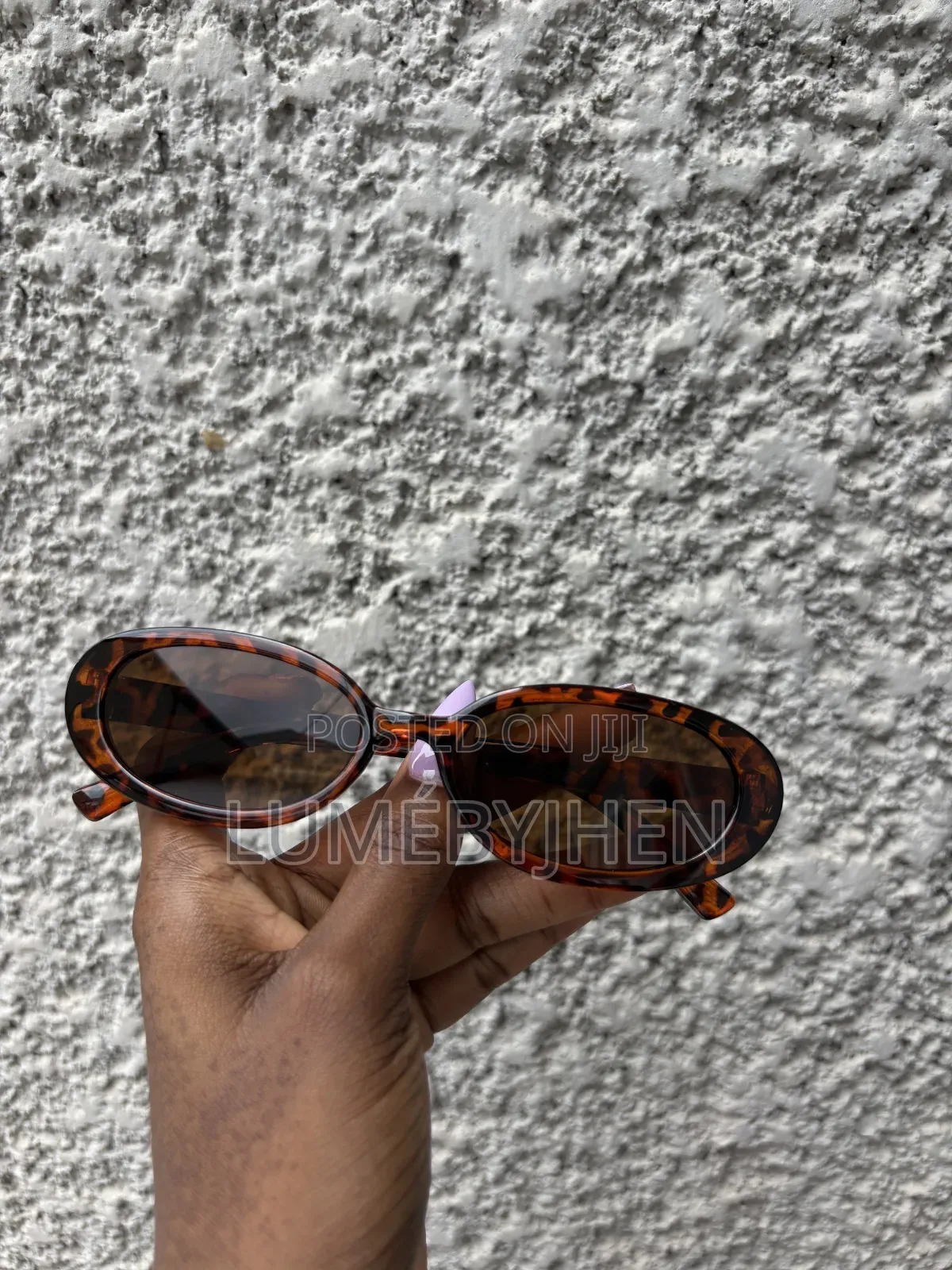 Tortoiseshell Oval Sunglasses