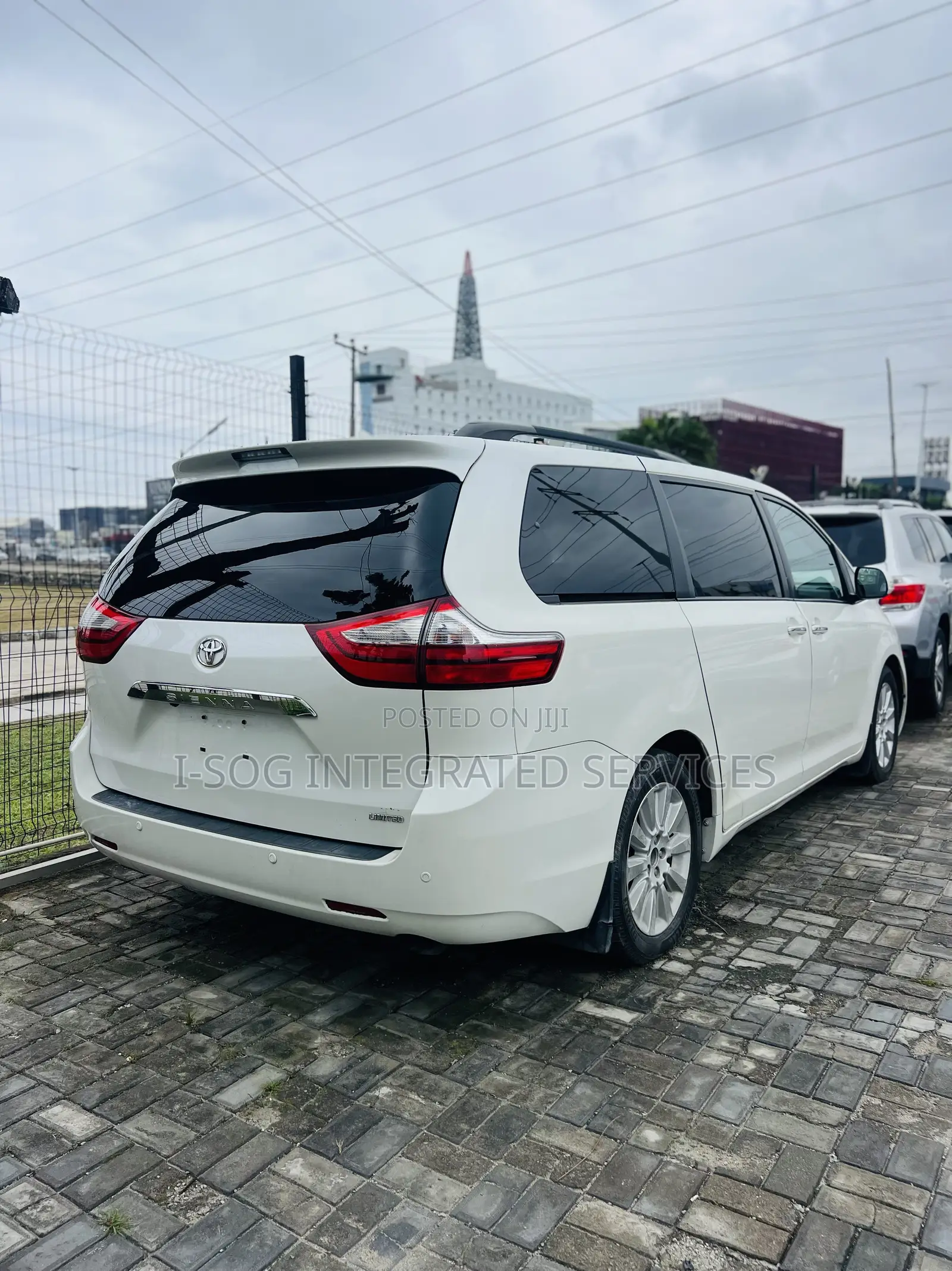 Toyota Sienna 2015 White