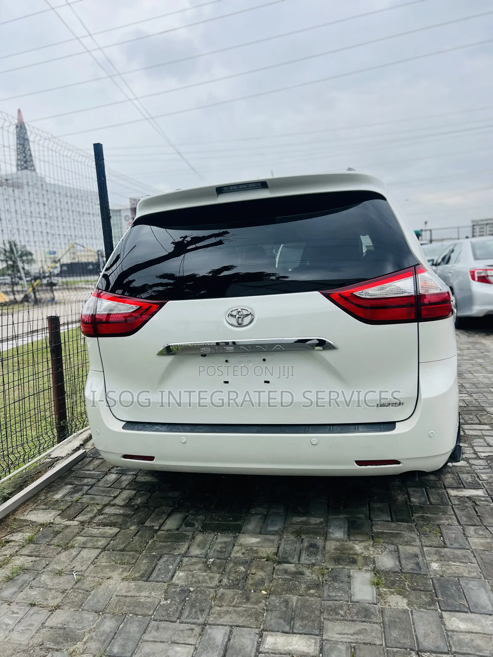 Toyota Sienna 2015 White