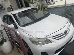 Toyota Corolla 2012 White