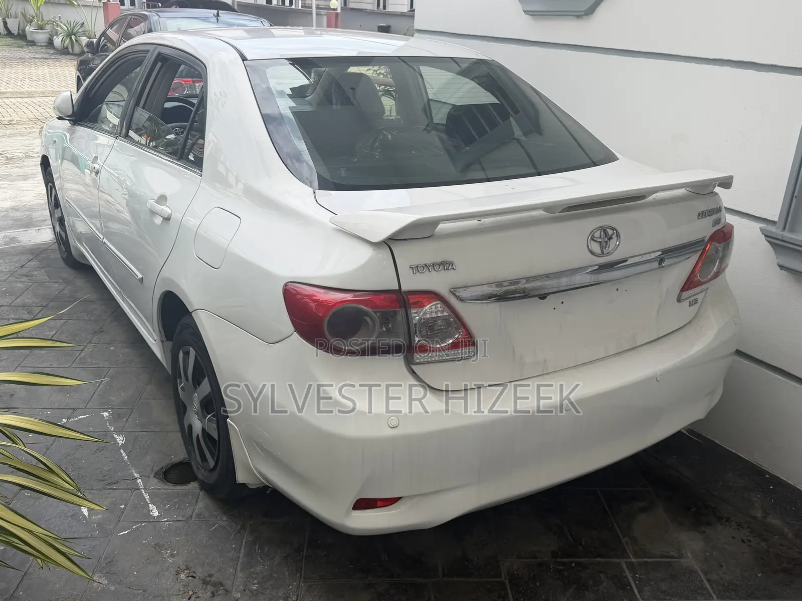 Toyota Corolla 2012 White