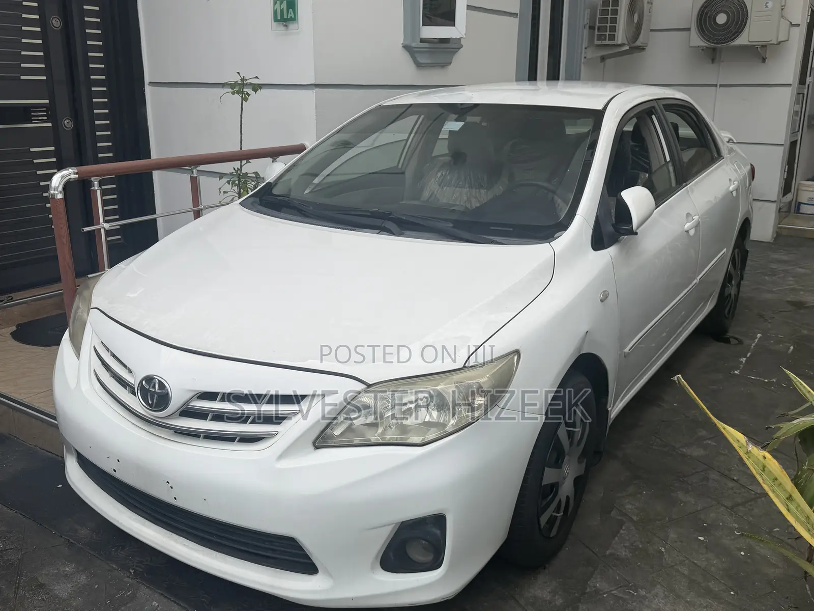 Toyota Corolla 2012 White