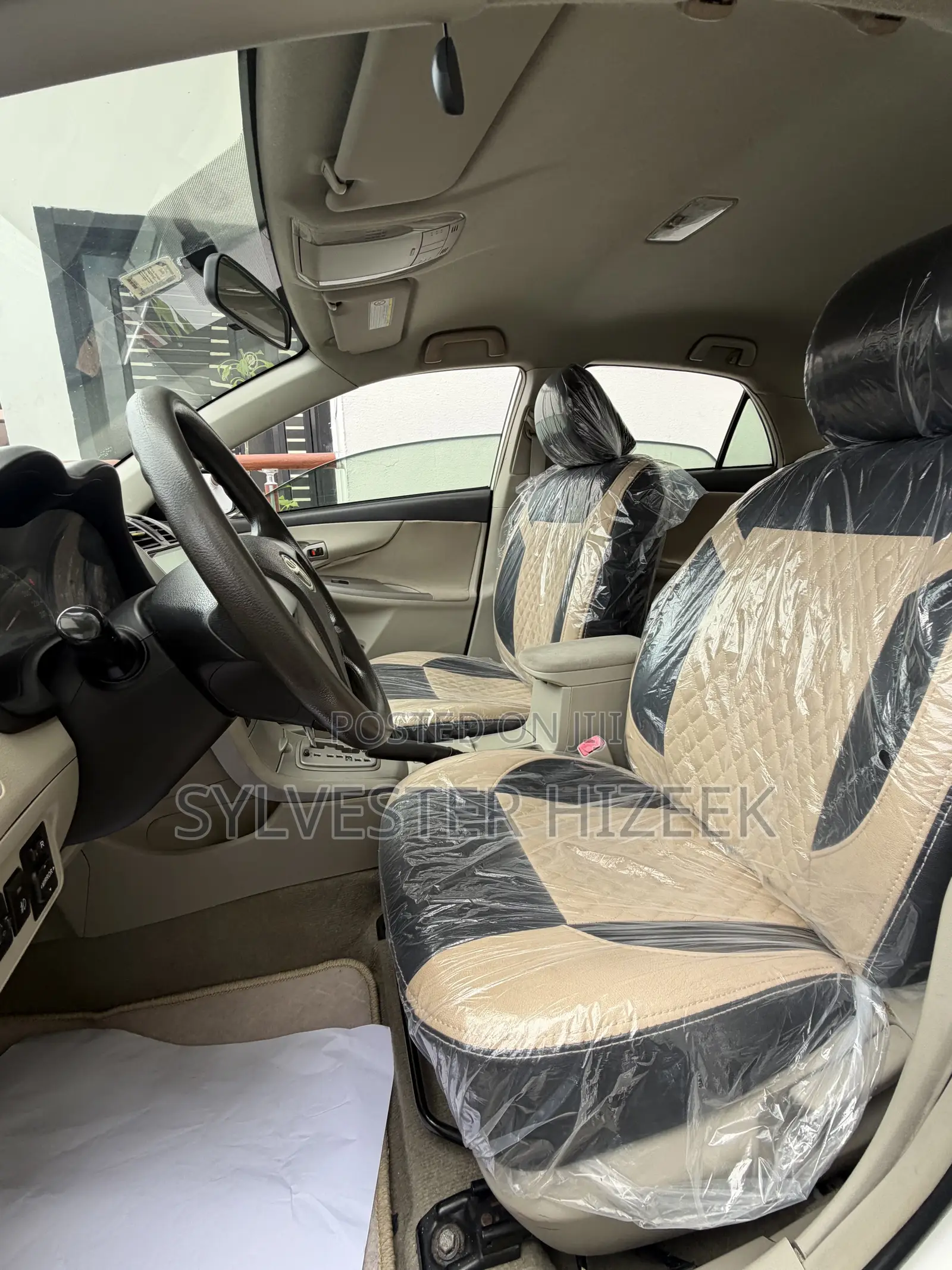 Toyota Corolla 2012 White