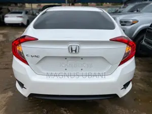 Honda Civic Si Sedan 2018 White
