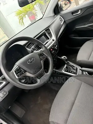 Hyundai Accent 2019 Silver