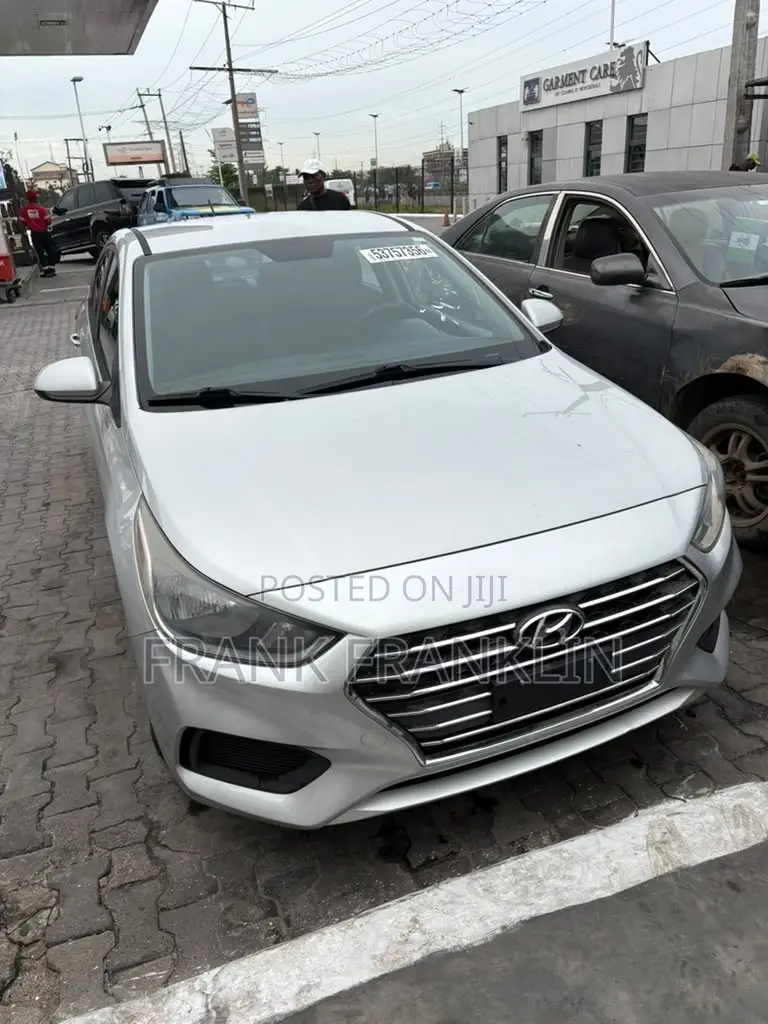 Hyundai Accent 2019 Silver