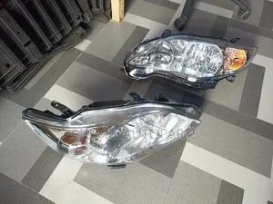 Headlight Toyota Corolla 2010-2013 (SOUTH AFRICA)