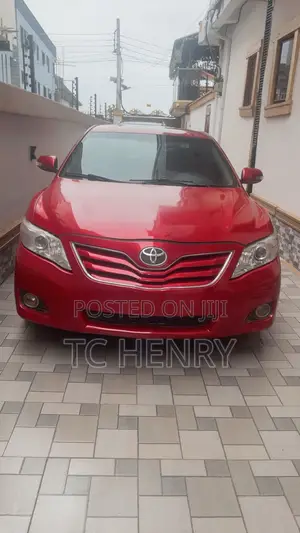 Toyota Camry 2010 Red
