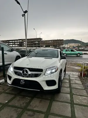 Mercedes-Benz GLE-Class 2016 White