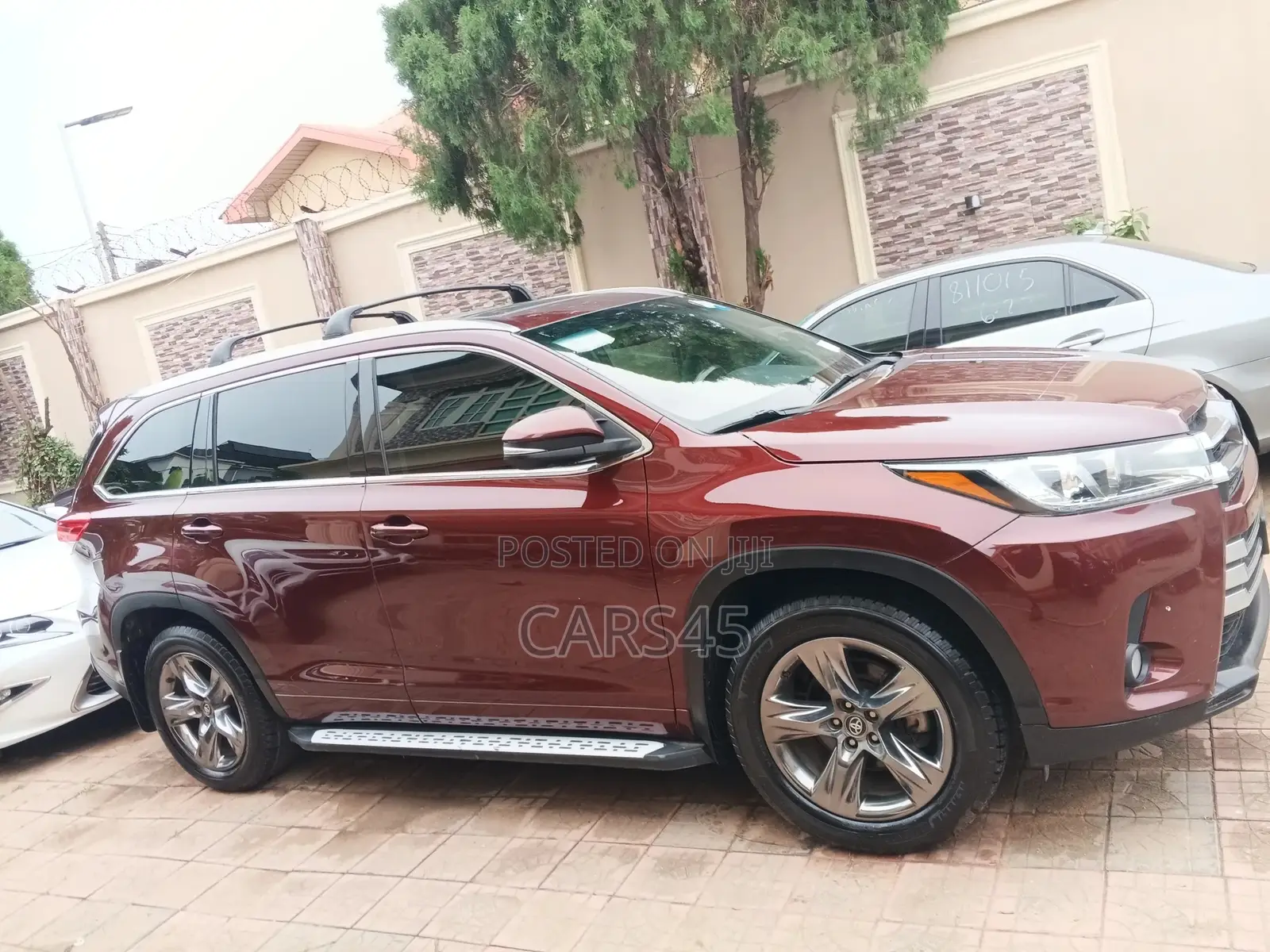 Toyota Highlander 2017 Red