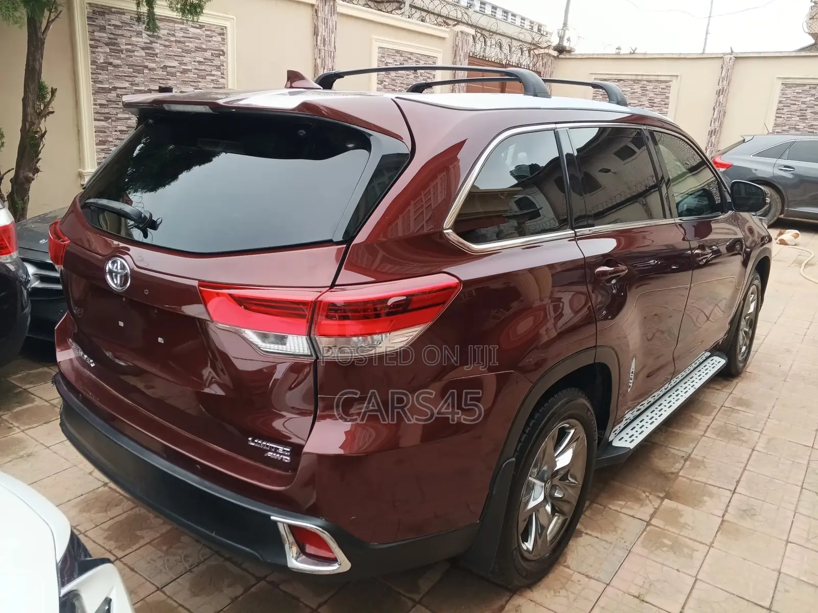 Toyota Highlander 2017 Red
