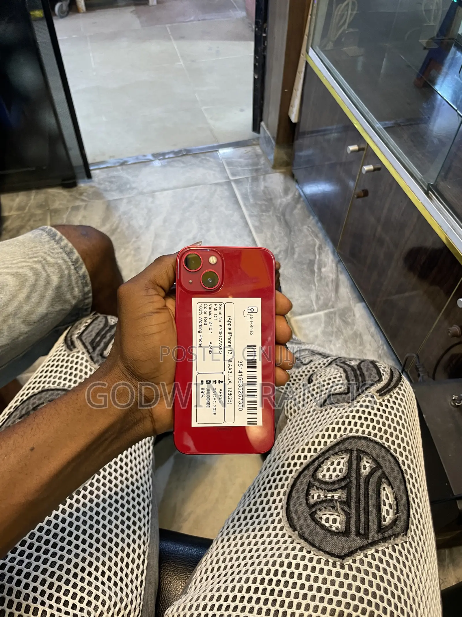 Apple iPhone 13 128 GB Red