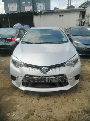Toyota Corolla 2015 Silver