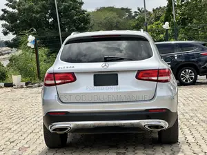 Mercedes-Benz GLC-Class 2016 Silver