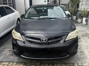 Toyota Corolla 2013 Black