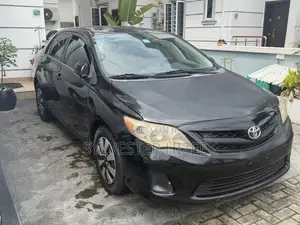 Toyota Corolla 2013 Black